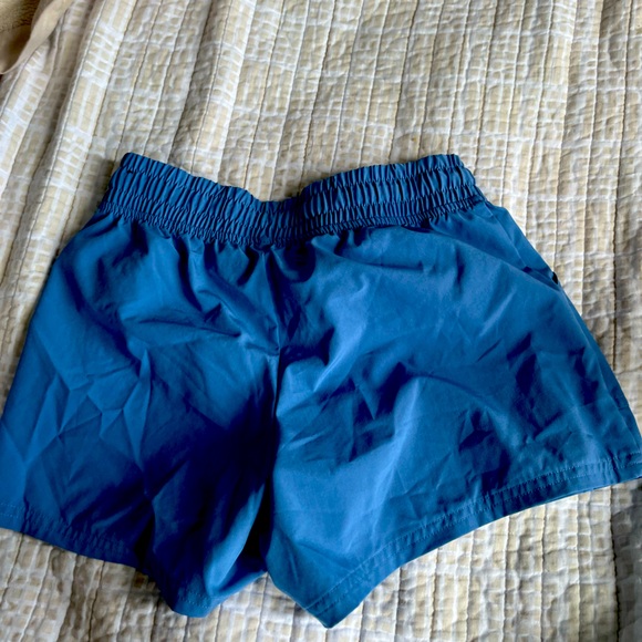 DSG- Dicks Sporting Goods running shorts size L - Picture 2 of 2